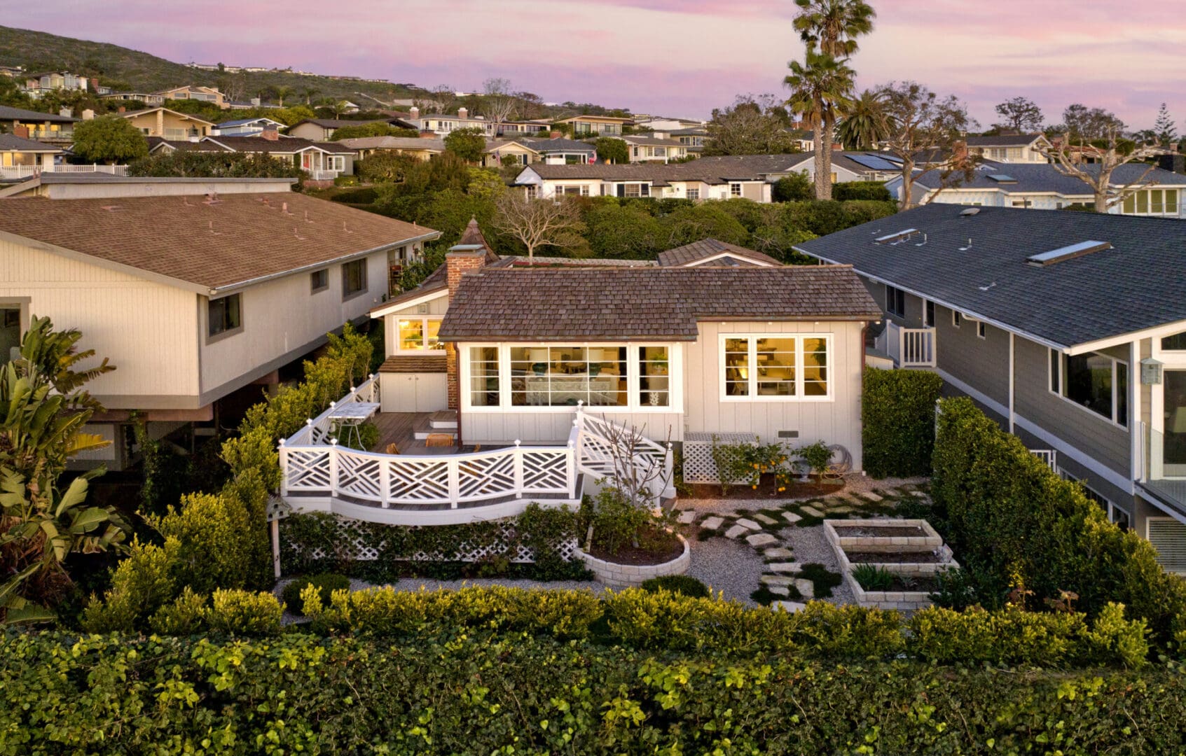 Long view of the houses in the area from roof top